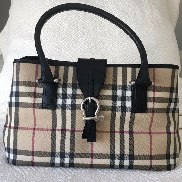 Burberry Handbags - Burberry Vintage Check Purse
